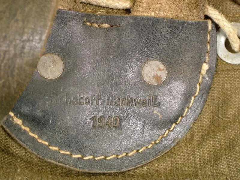 German Artillery Rucksack: Genuine WW2 Issue (GRADE 1)