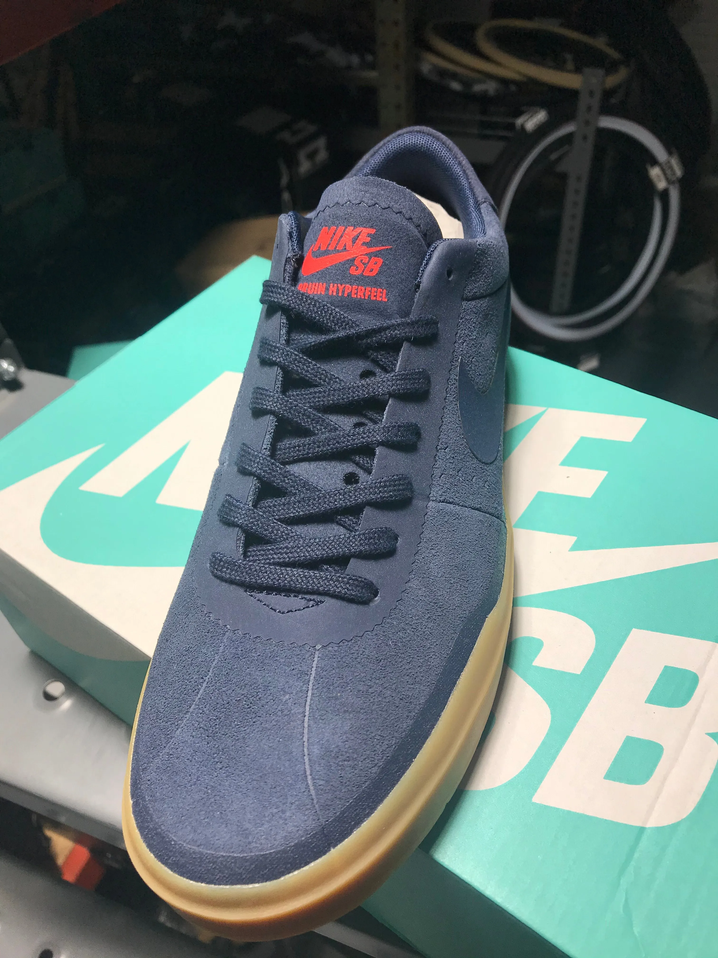 Nike Shoes SB Bruin Hyperfeel - Obsidian/Obsidian